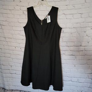 Love Squared, Size 2X, Black with Gold Zipper in Back Dress